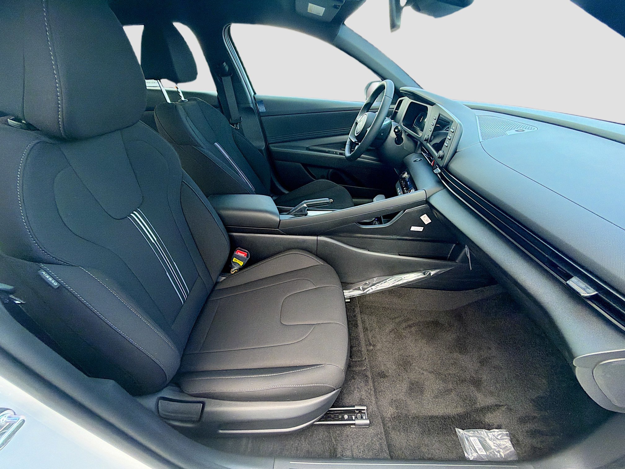 New 2026 Hyundai Elantra Sport FWD image 20