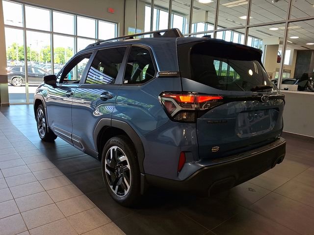Certified 2025 Subaru Forester Limited AWD/4WD image 4