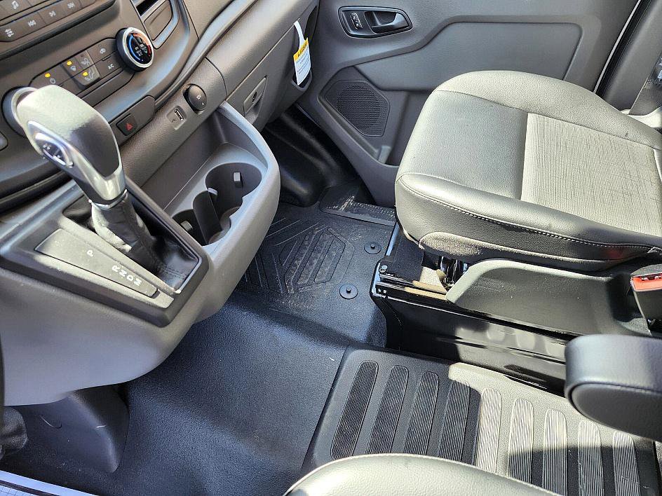 New 2024 Ford Transit 250 148 Medium Roof w/ Load Area Protection Package image 23