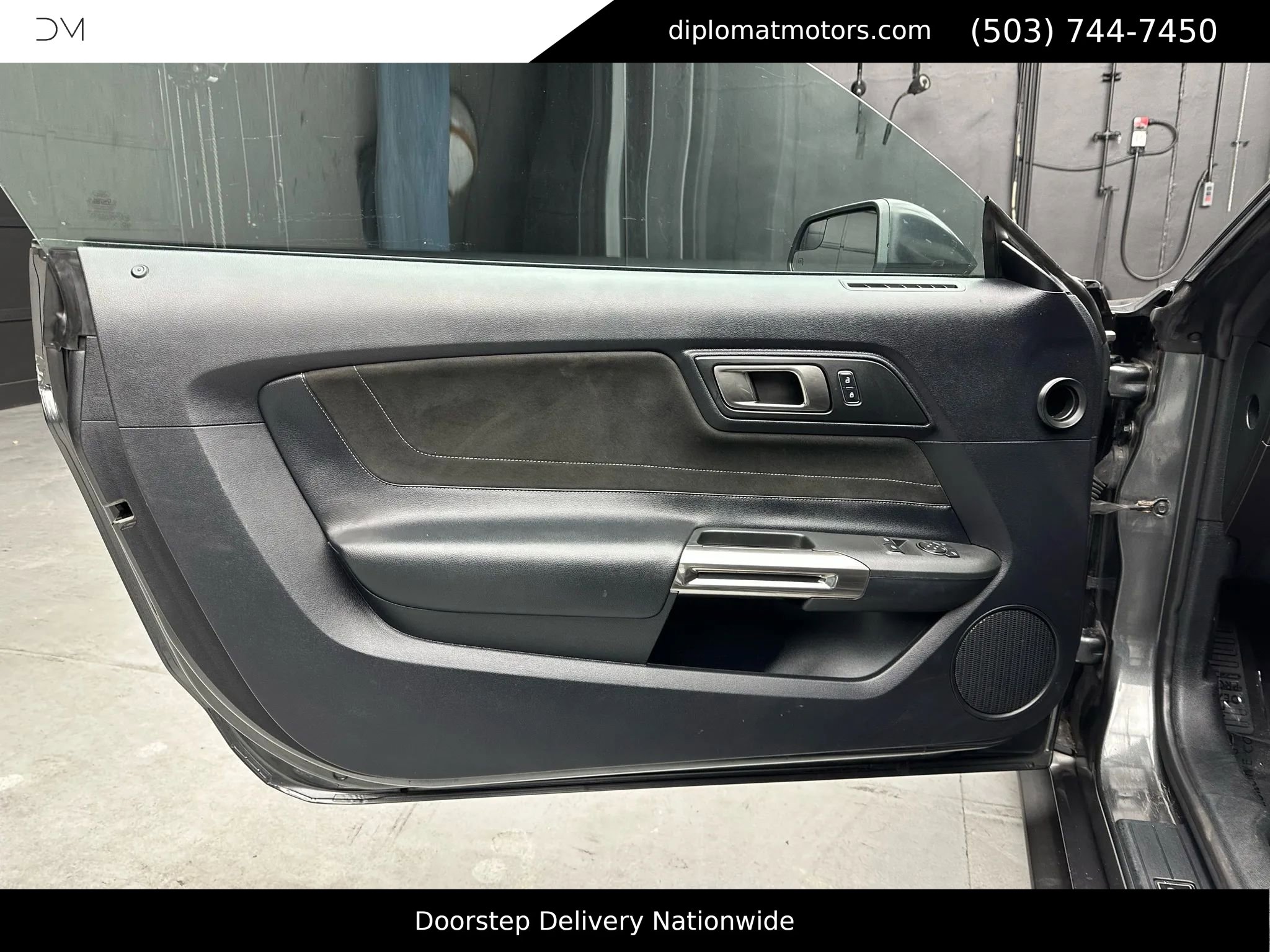 Used 2016 Ford Mustang Shelby GT350 w/ Technology Package image 36