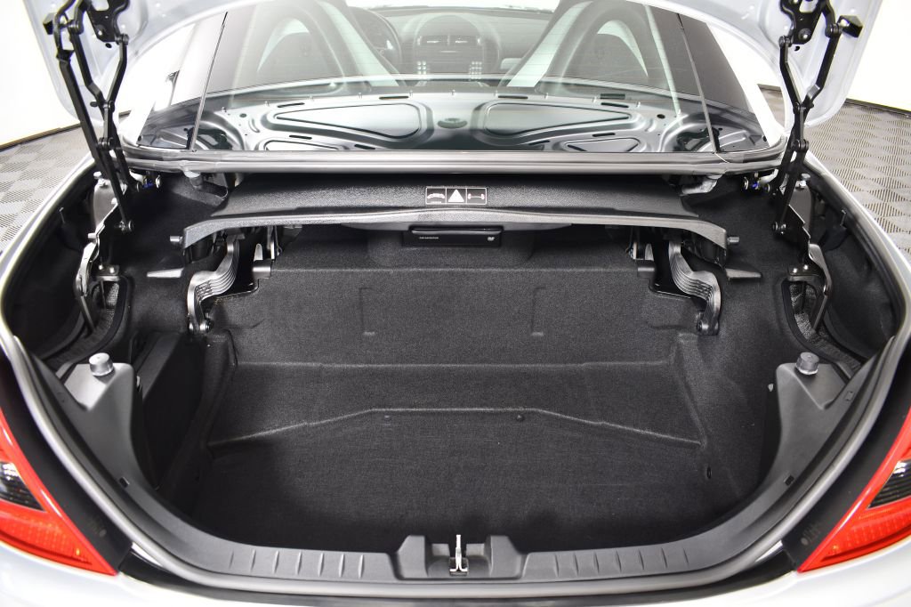 Used 2007 Mercedes-Benz SLK 55 AMG image 12