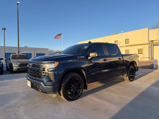 Used 2022 Chevrolet Silverado 1500 RST image 2