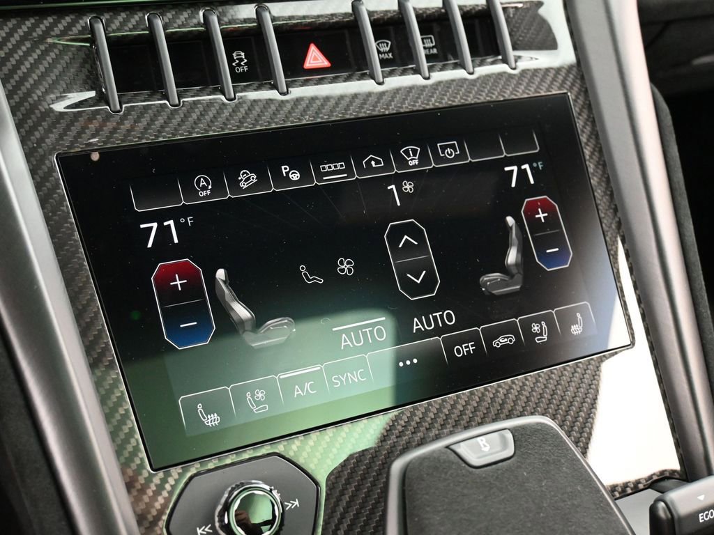 Used 2024 Lamborghini Urus Performante image 23