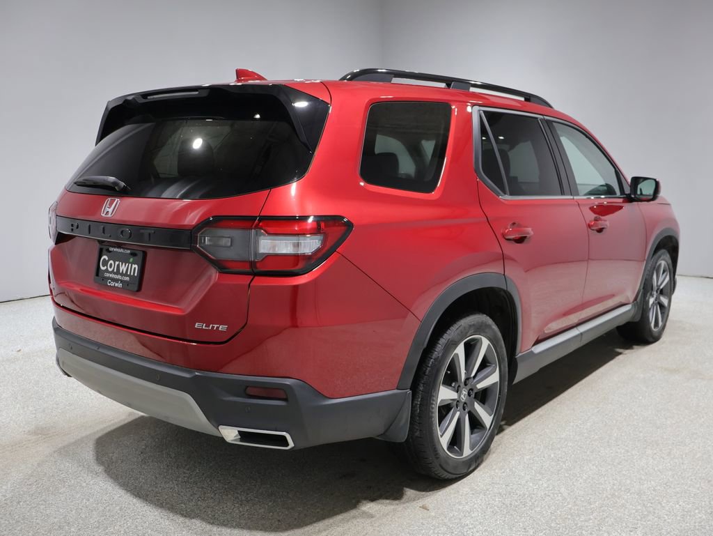 Used 2023 Honda Pilot Elite image 2