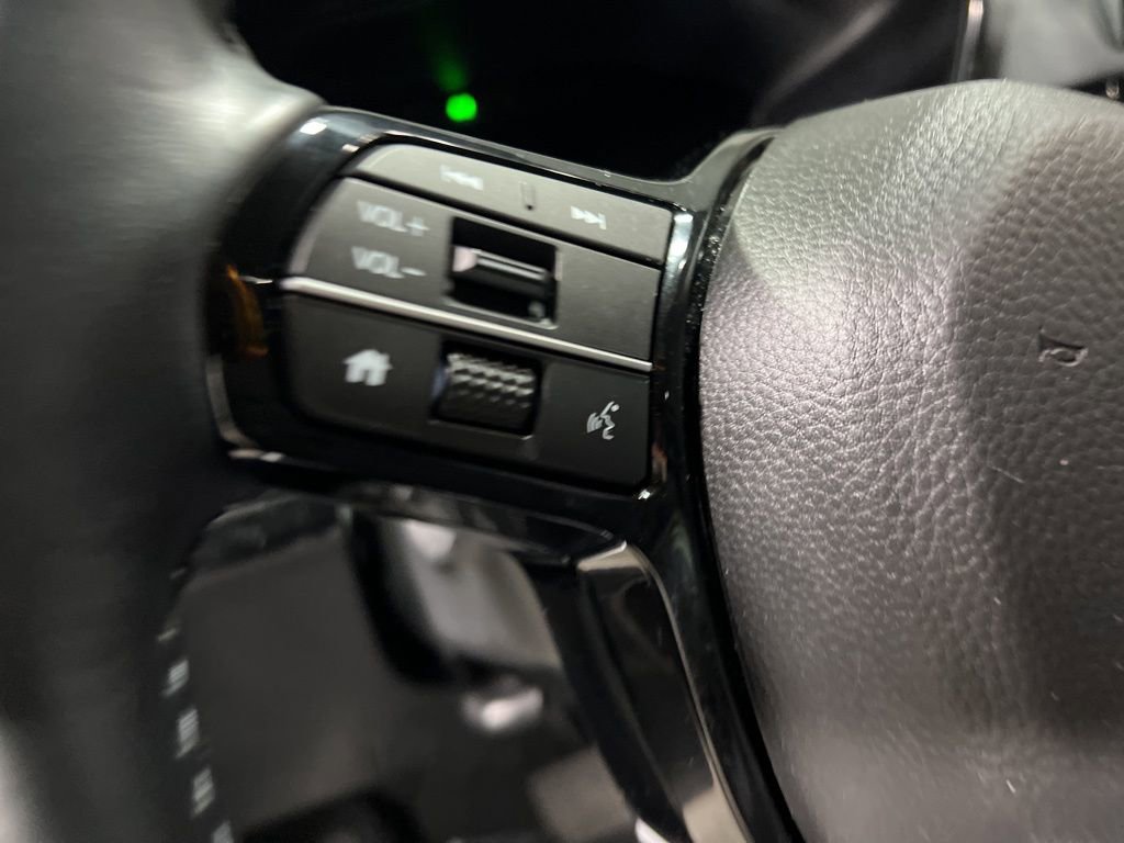 Used 2025 Honda CR-V EX-L image 25