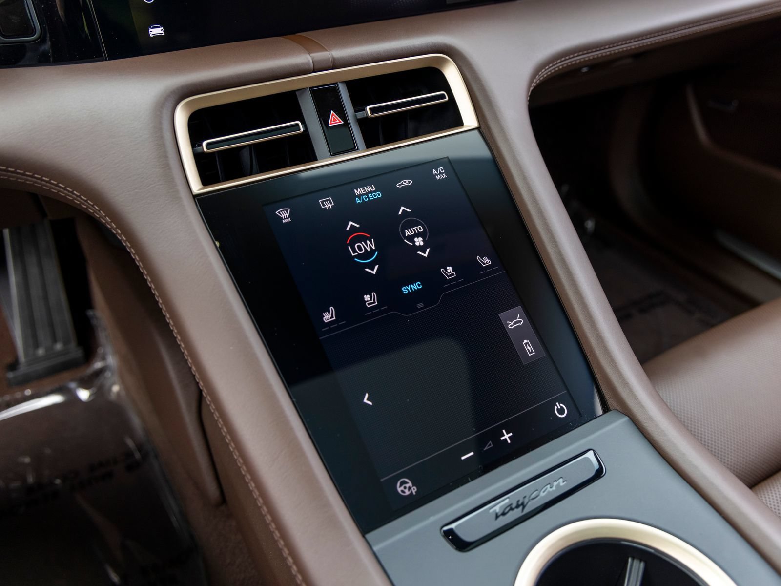 Certified 2025 Porsche Taycan AWD/4WD image 45