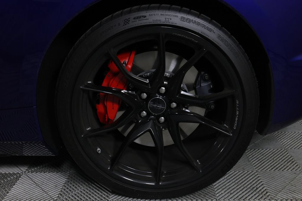 Used 2027 Chevrolet Corvette Grand Sport w/ Z52 Sport Performance Package RWD image 43