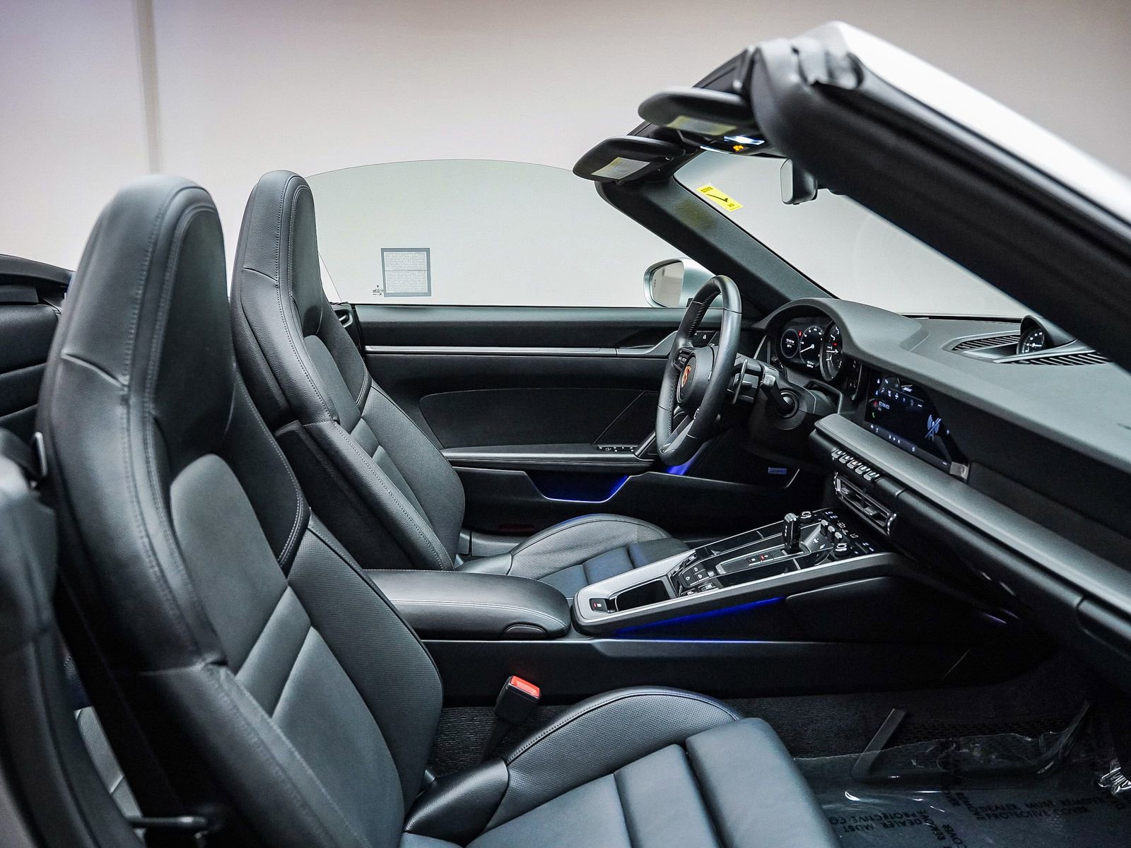 Certified 2022 Porsche 911 Carrera RWD image 19
