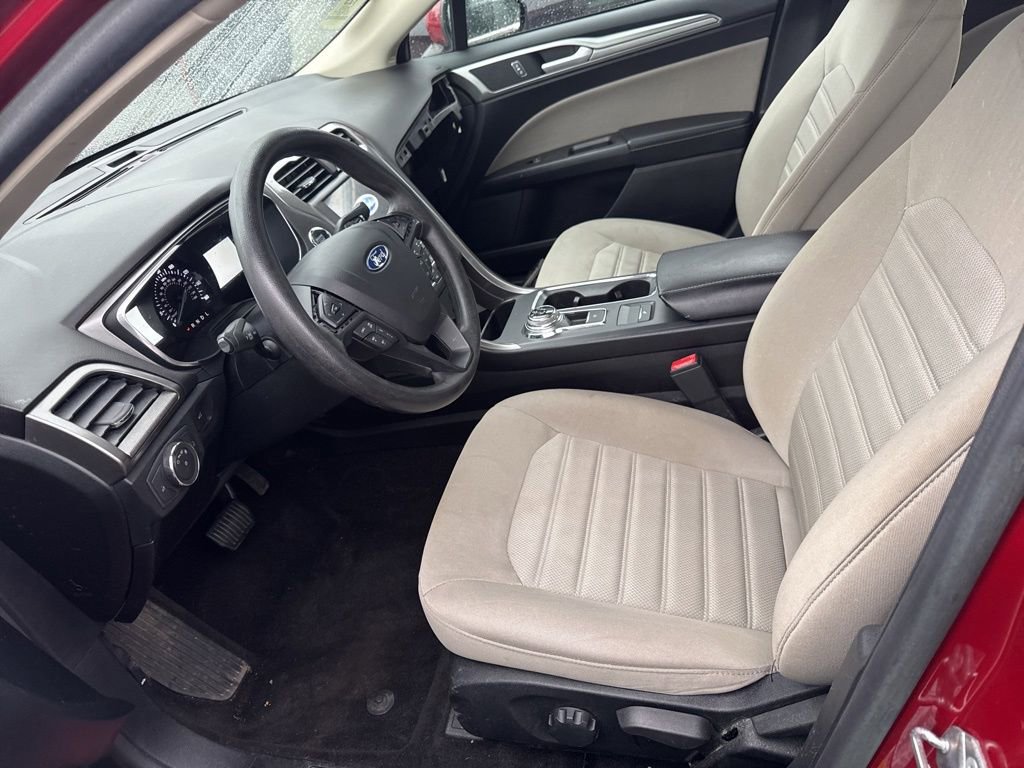 Used 2020 Ford Fusion S image 5