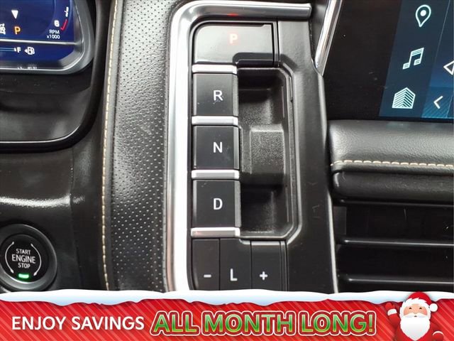 Used 2023 Chevrolet Suburban Premier image 22