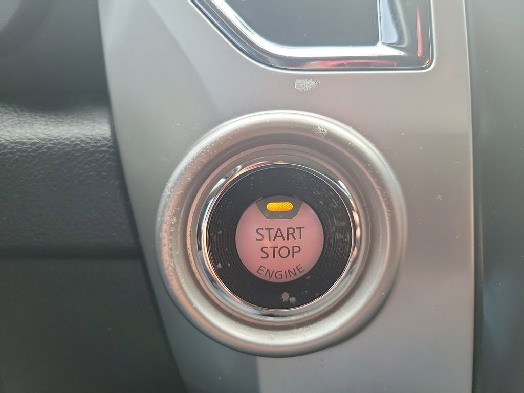 Used 2018 Nissan Titan SV RWD image 34