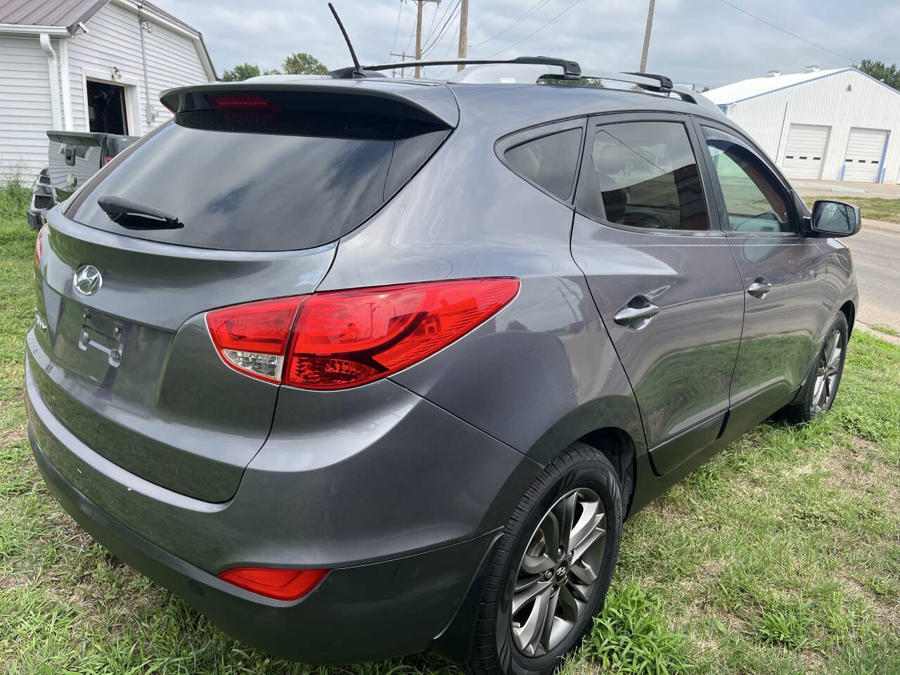 Used 2015 Hyundai Tucson SE FWD image 14