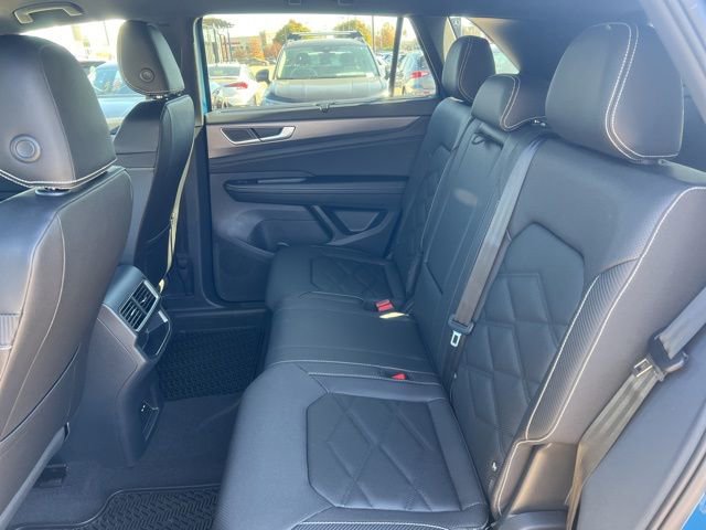 New 2026 Volkswagen Atlas Cross Sport SE image 8