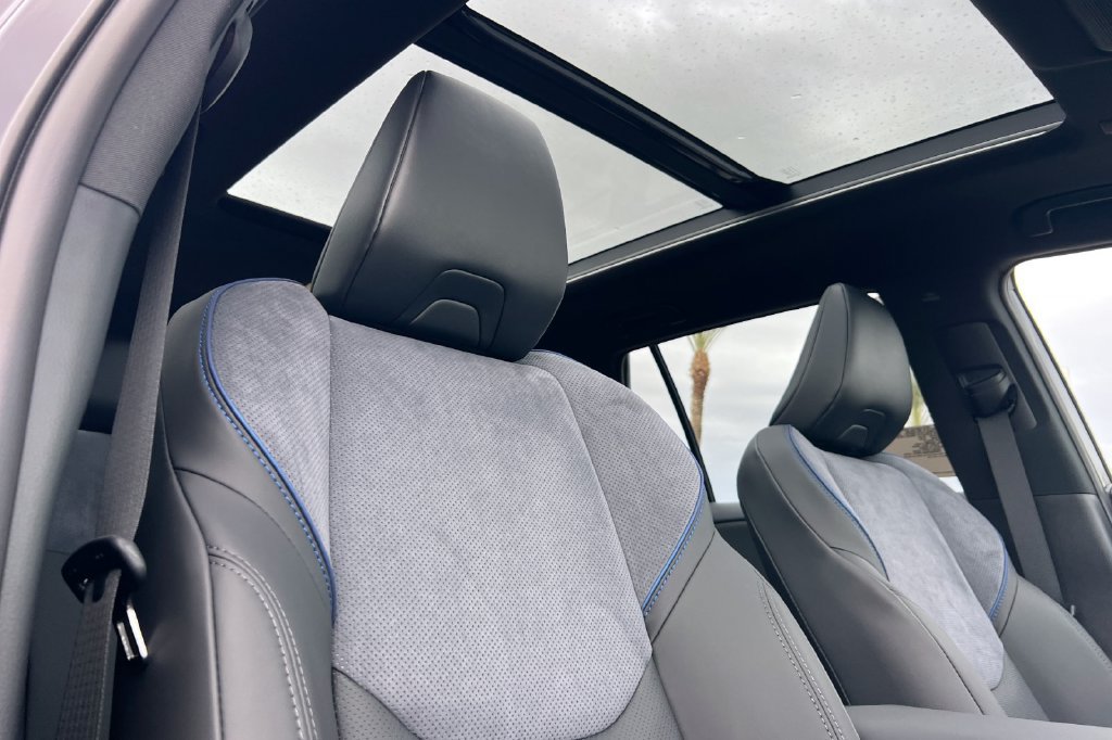 New 2026 Toyota RAV4 XSE w/ Panoramic Sun Roof Package AWD/4WD image 19