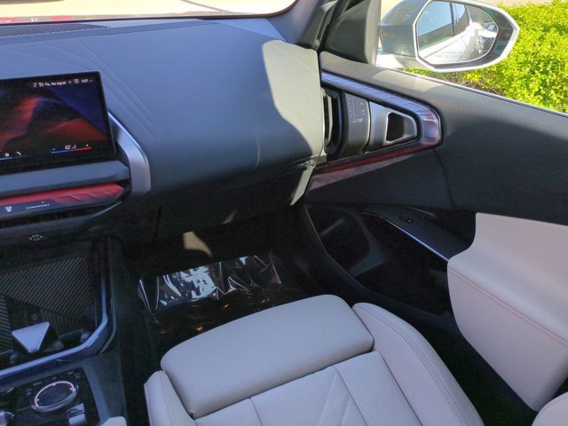 Used 2026 BMW X3 xDrive30 w/ Premium Package image 15