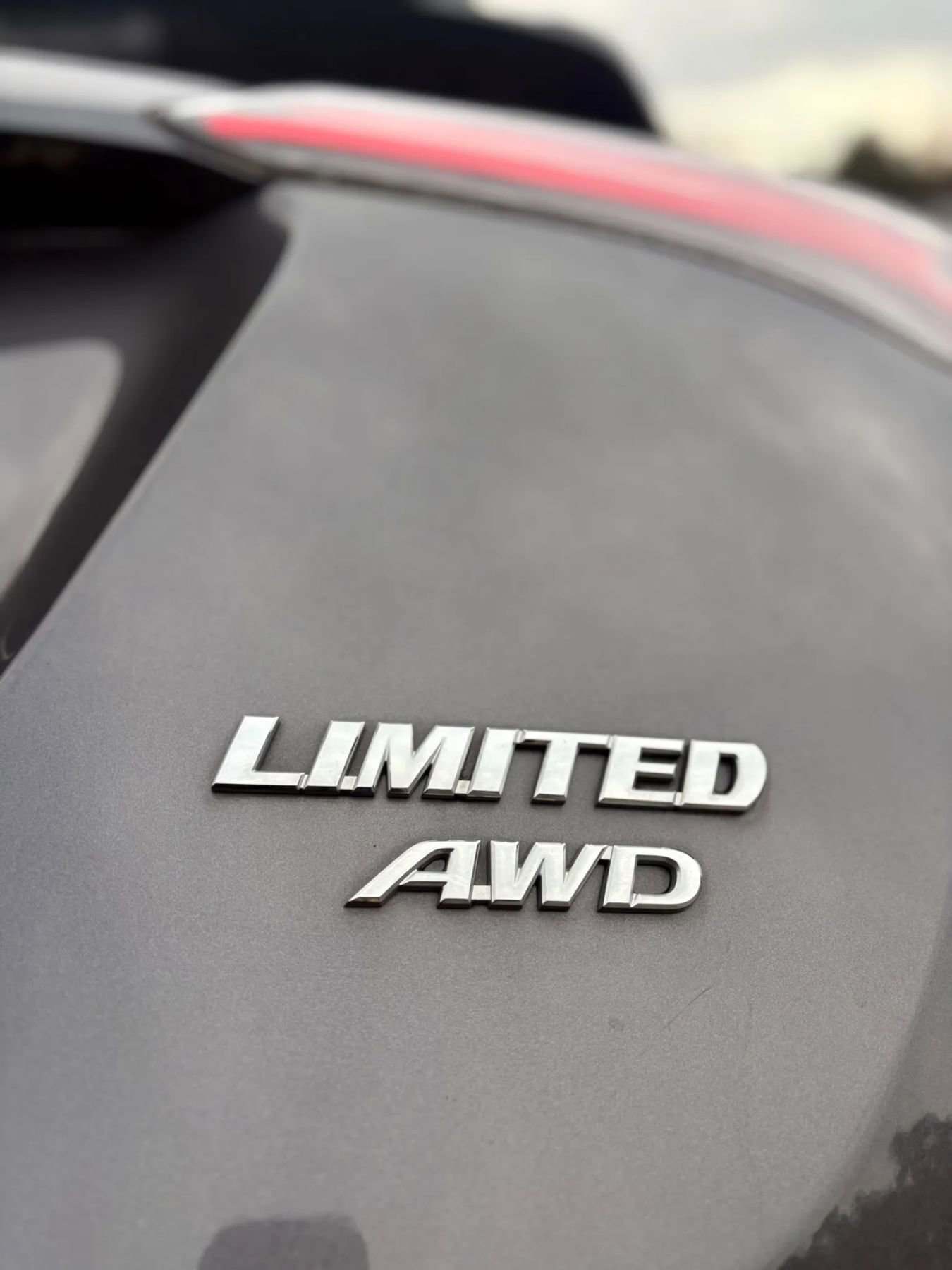 Used 2016 Toyota RAV4 Limited image 30