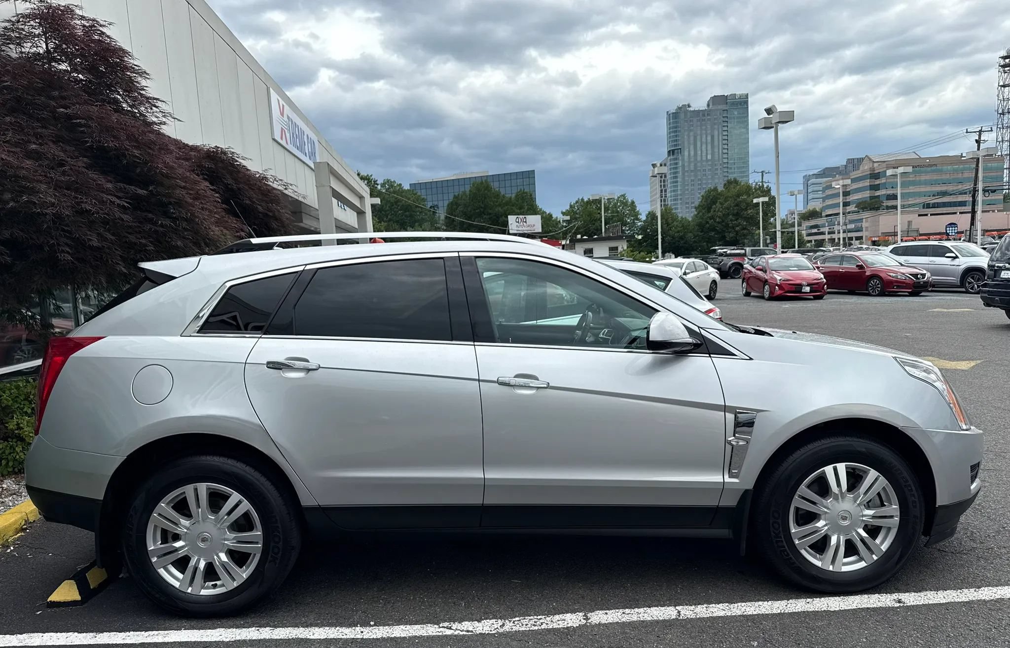 Used 2012 Cadillac SRX Luxury AWD/4WD image 8