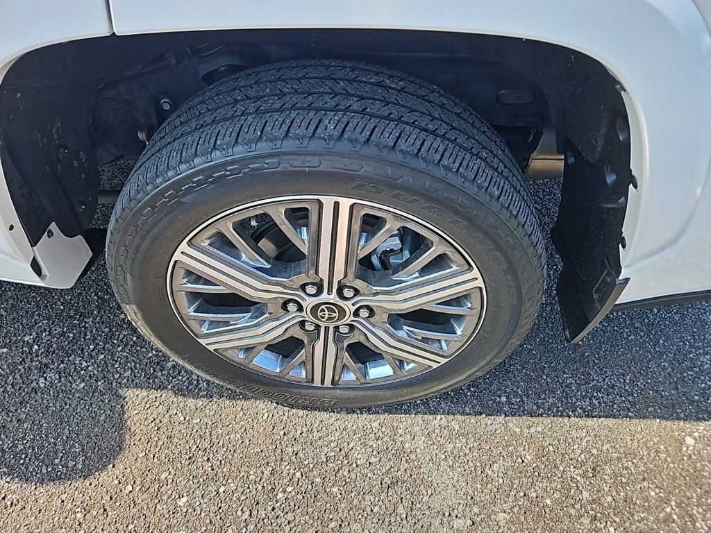 Used 2024 Toyota Sequoia Capstone image 12