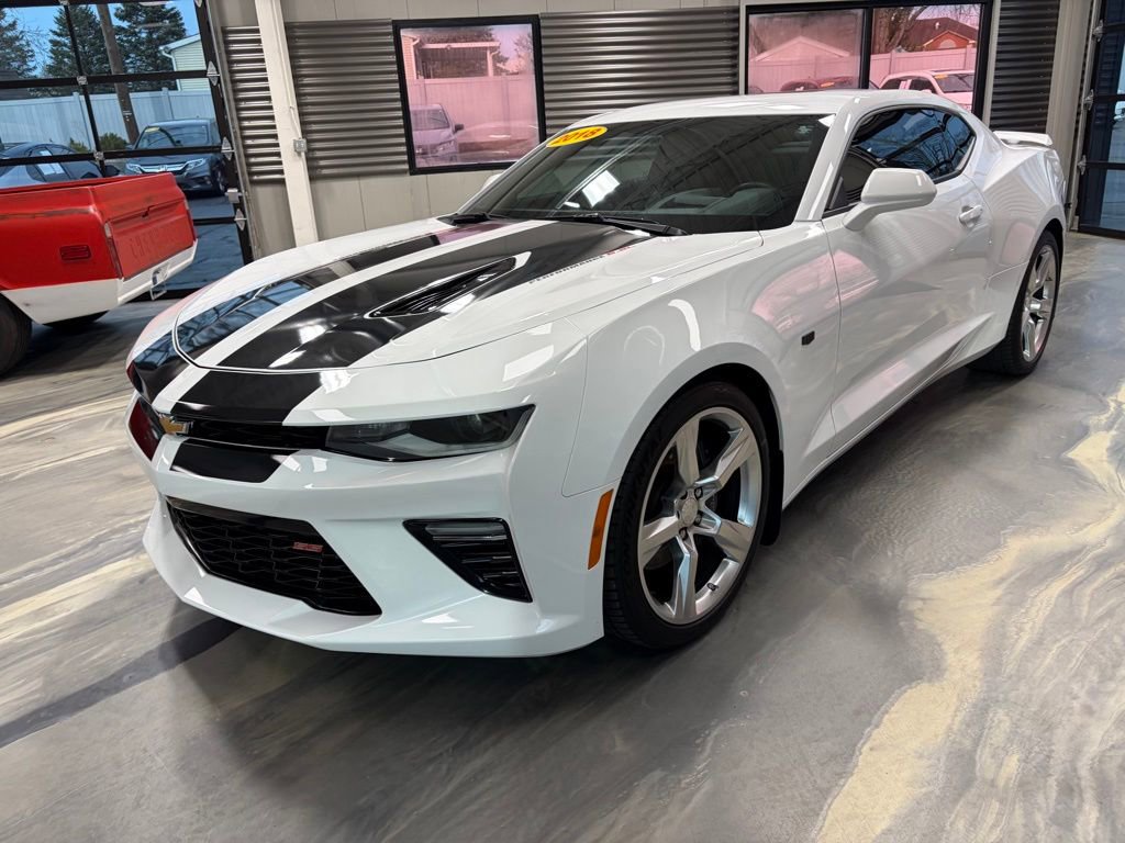 Used 2018 Chevrolet Camaro SS image 3