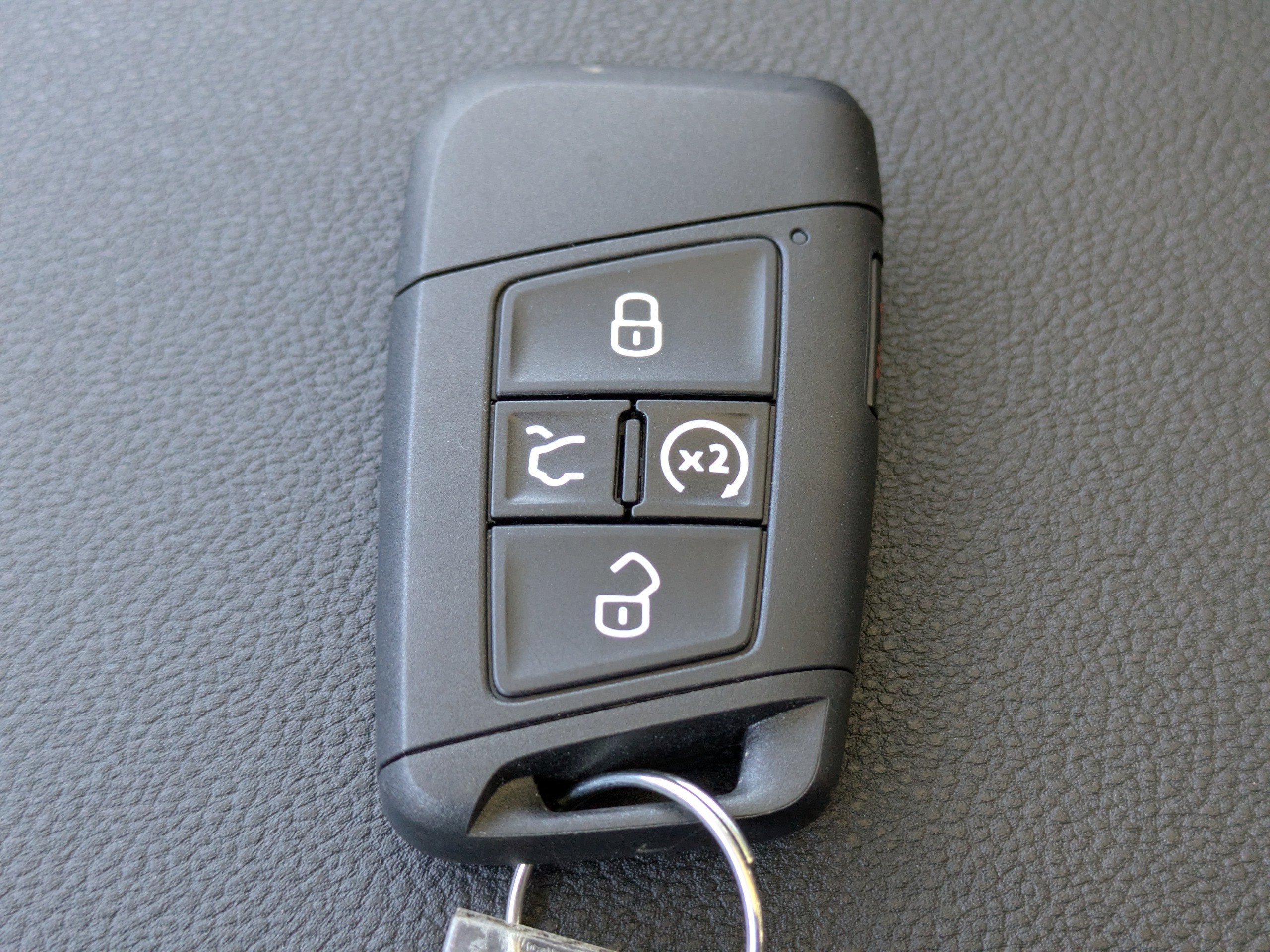 New 2026 Volkswagen Taos SEL AWD/4WD image 32