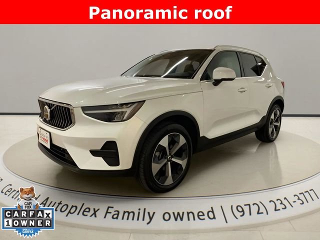 Used 2025 Volvo XC40 B5 Core AWD/4WD video 1