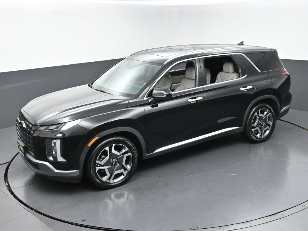 Used 2023 Hyundai Palisade Limited w/ Cargo Package FWD image 45