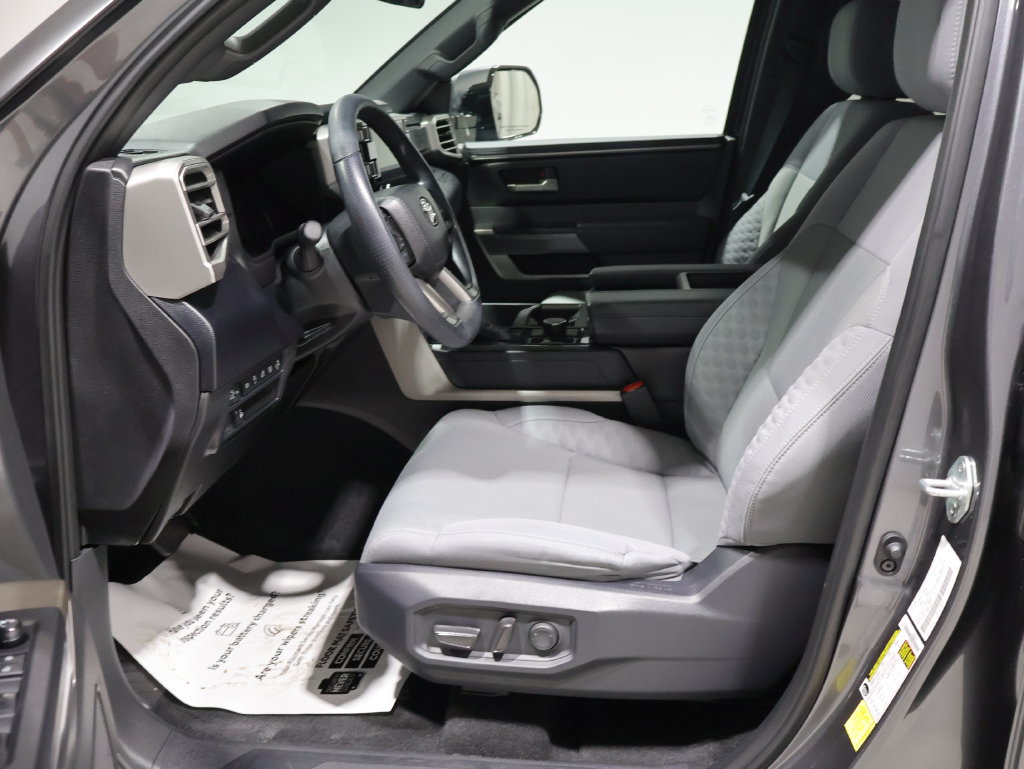 Used 2025 Toyota Tundra SR5 w/ SR5 Convenience Package AWD/4WD image 10