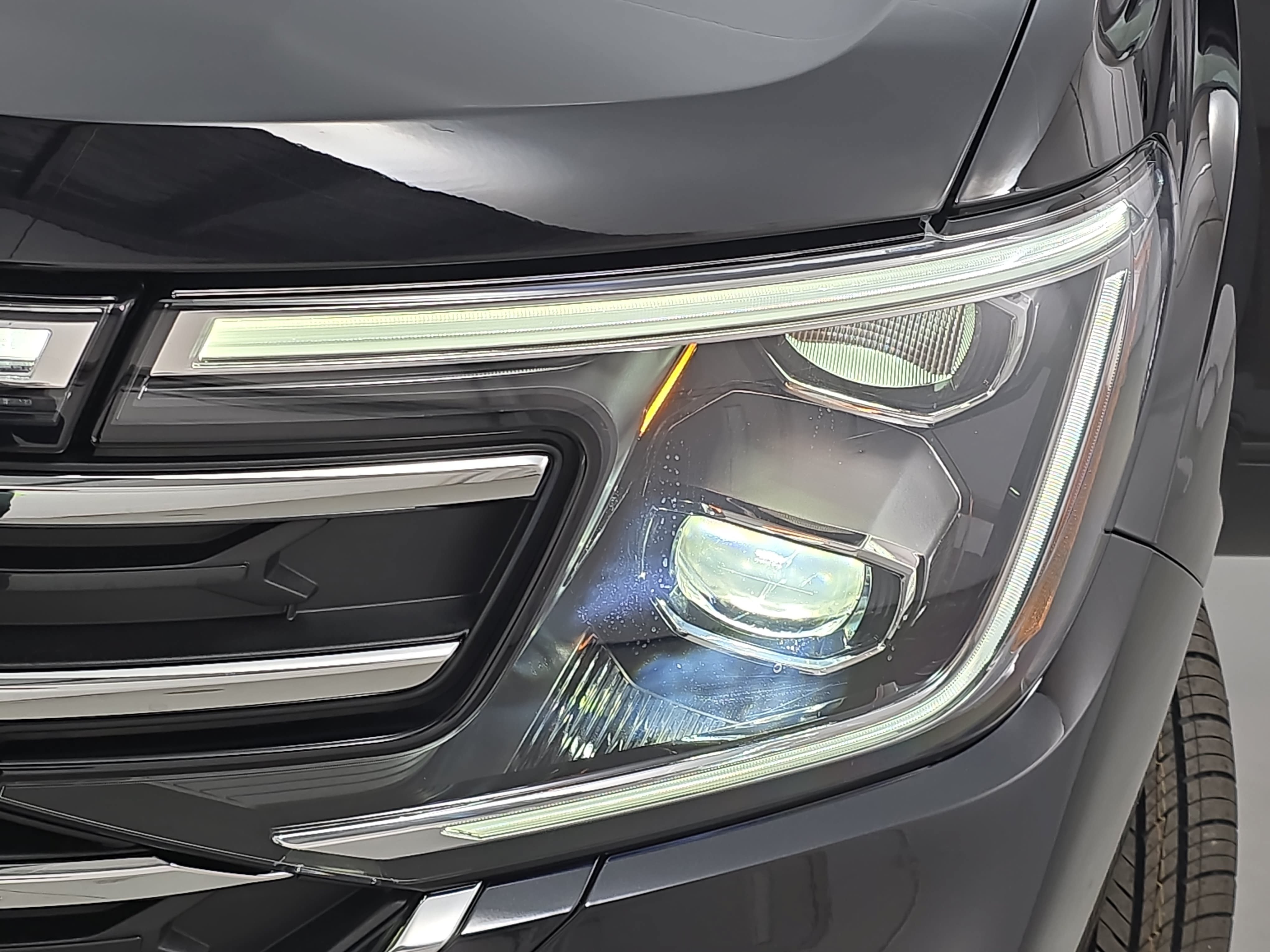 New 2026 Volkswagen Atlas SE FWD image 33