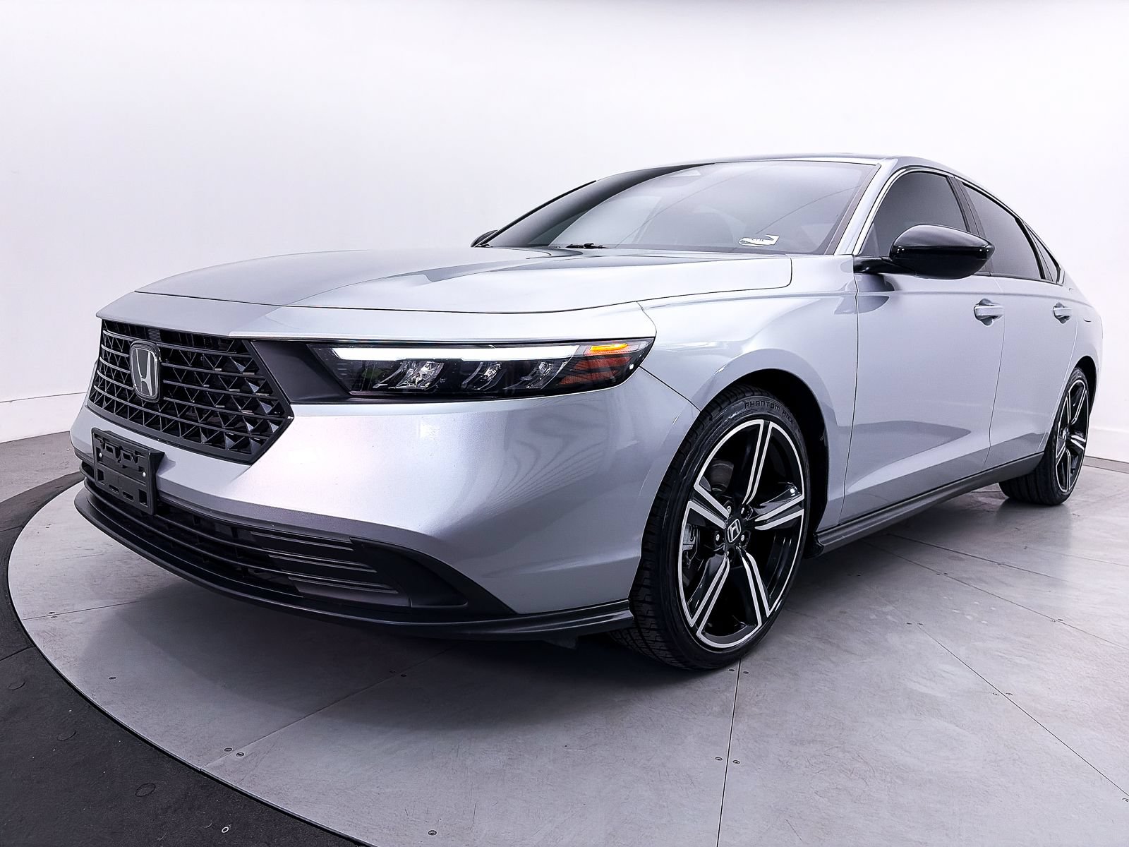 Used 2023 Honda Accord Sport image 13