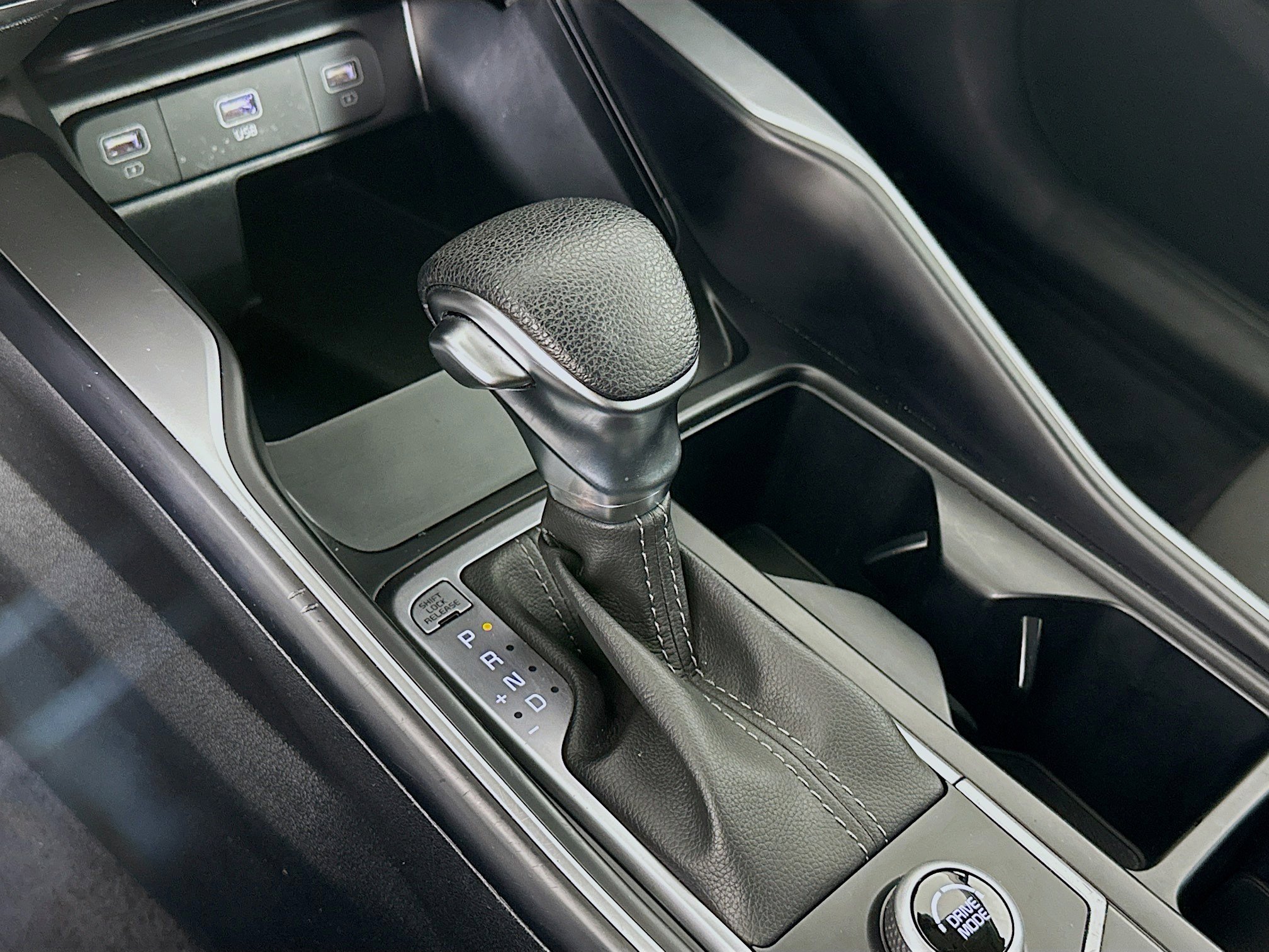 Used 2023 Kia Sorento LX image 24