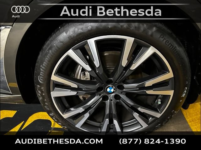 Used 2024 BMW X7 xDrive40i w/ Executive Package AWD/4WD image 9