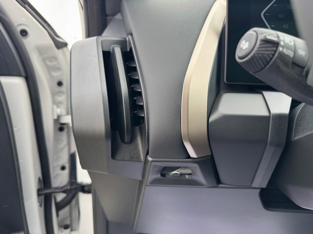 Used 2025 BMW X3 xDrive30i image 24