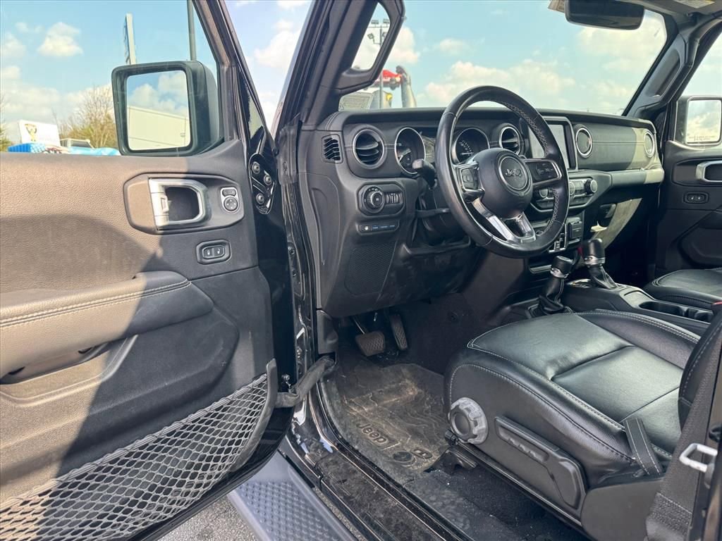 Used 2022 Jeep Wrangler Unlimited Sahara w/ Cold Weather Group image 12