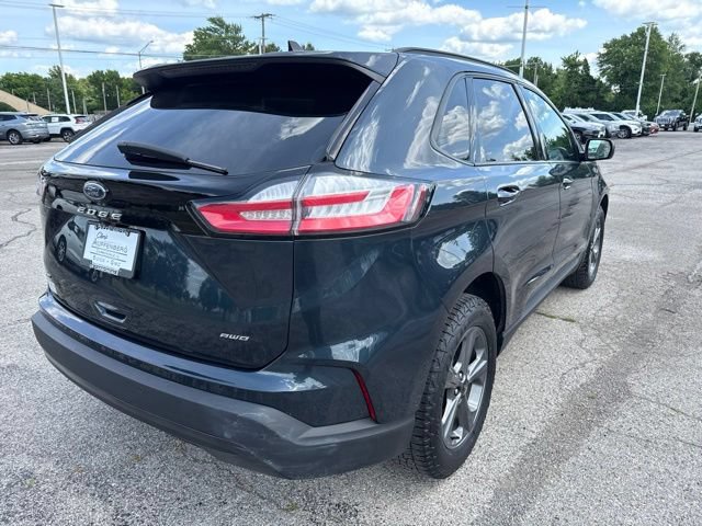 Used 2023 Ford Edge SEL w/ Sport Appearance Package AWD/4WD image 12