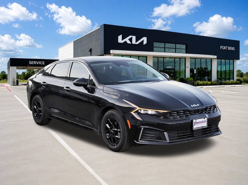 New 2026 Kia K5 LXS FWD image 3