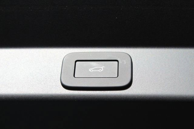 New 2025 Land Rover Range Rover Sport Dynamic SE image 22