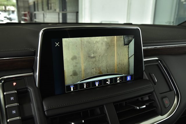 Used 2024 Chevrolet Suburban High Country image 35
