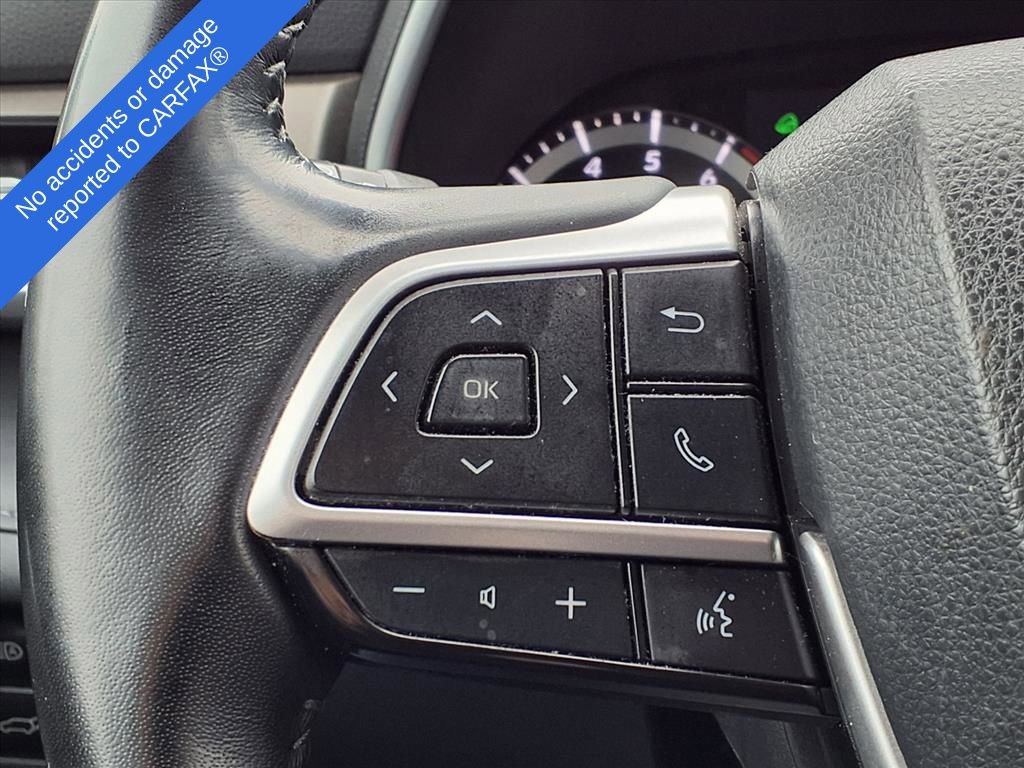 Used 2023 Toyota Highlander XLE image 23