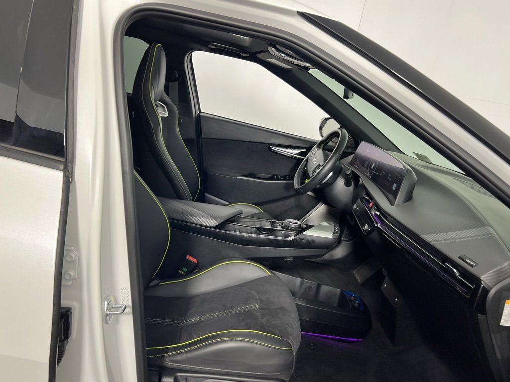 Used 2024 Kia EV6 GT image 32