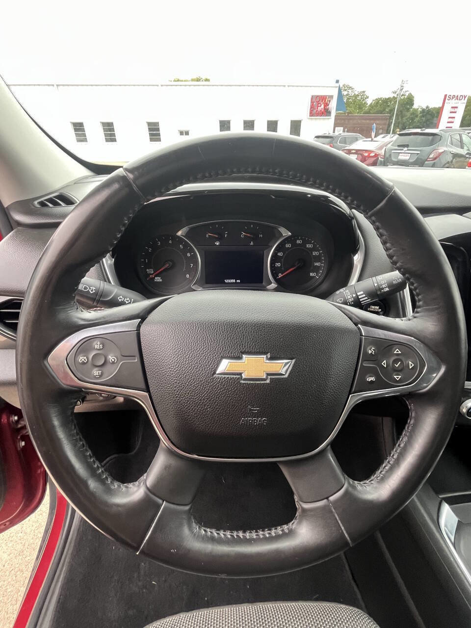 Used 2018 Chevrolet Traverse LT image 14