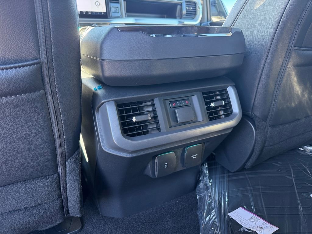 New 2025 Ford F150 Lariat w/ Equipment Group 502A High image 24