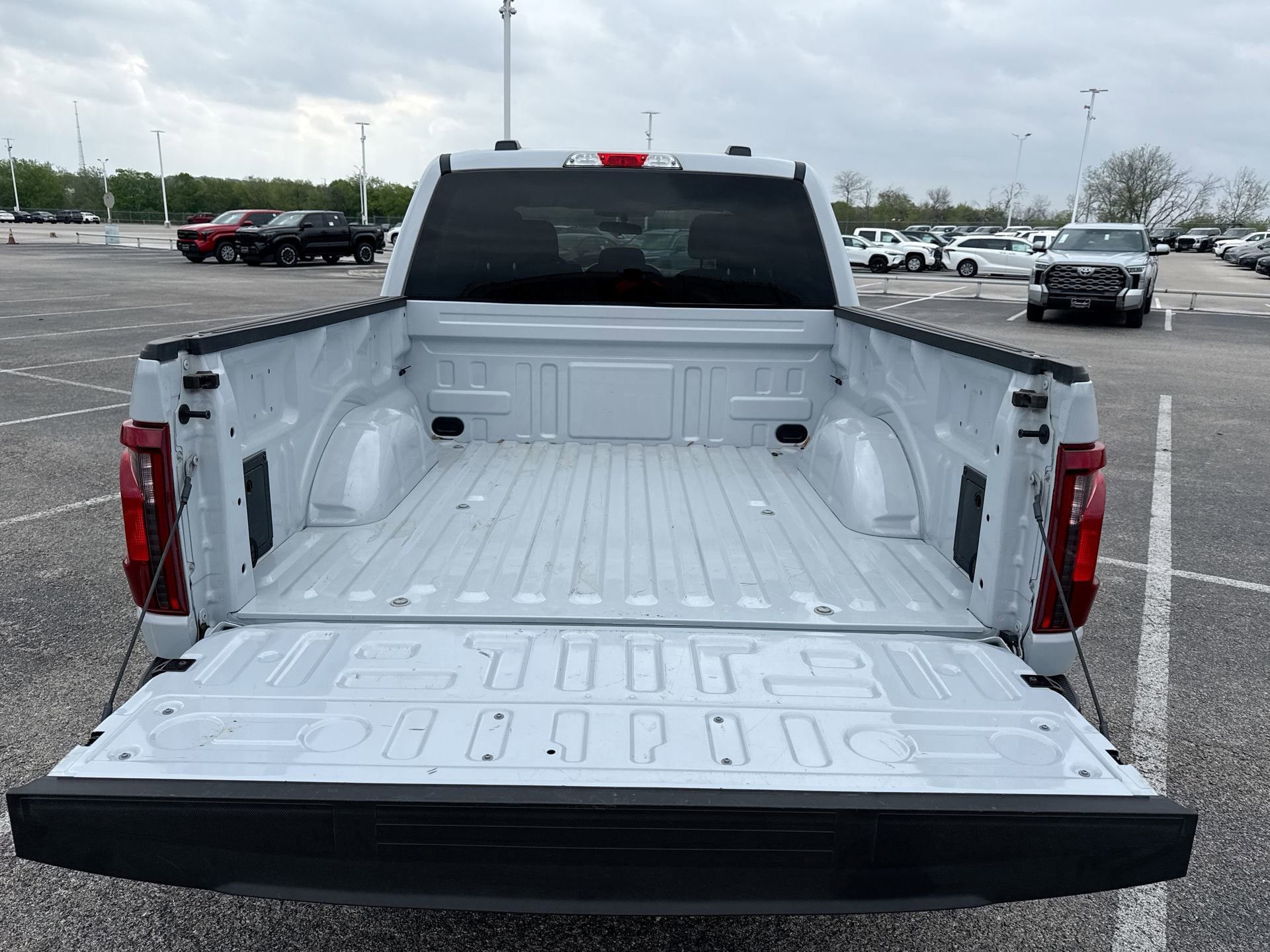 Used 2025 Ford F150 STX w/ Equipment Group 200A RWD image 19