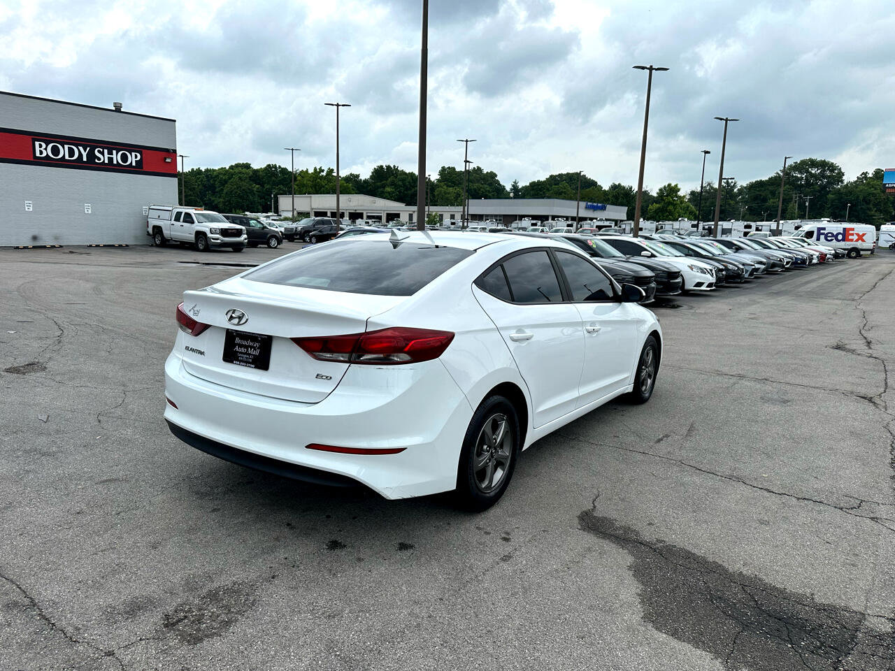 Used 2017 Hyundai Elantra ECO image 3