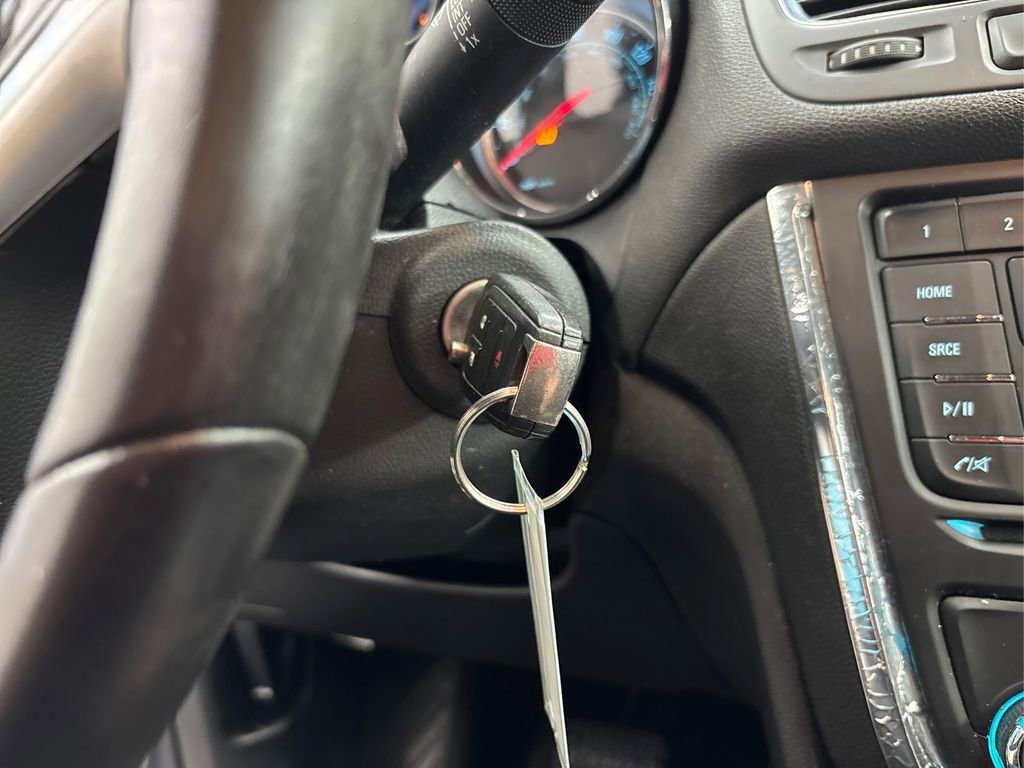 Used 2016 Buick Encore FWD image 30