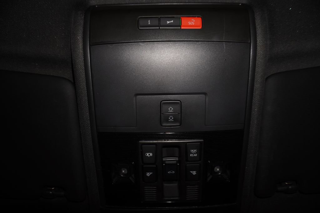 Used 2023 Volkswagen Atlas Cross Sport SEL image 13