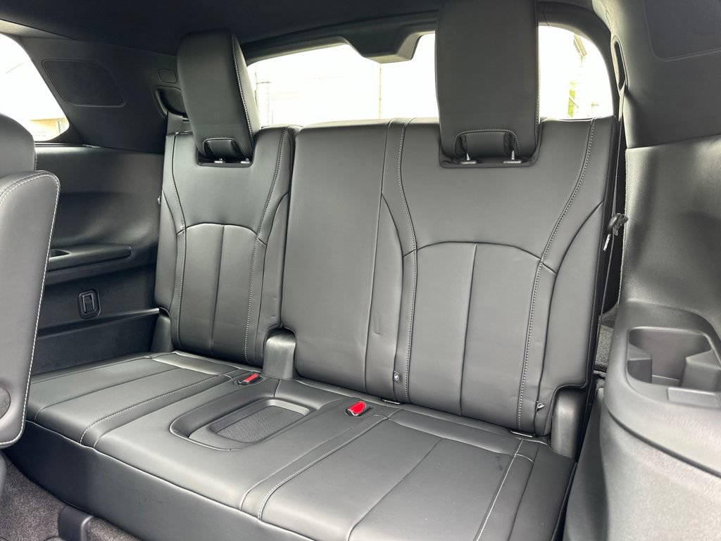 Used 2027 INFINITI QX60 Autograph w/ Dark Cargo Package AWD/4WD image 32