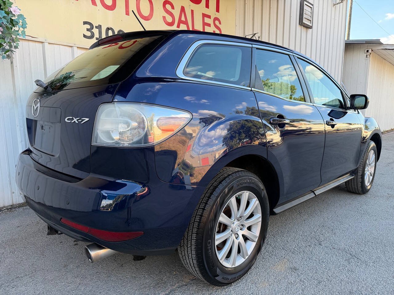 Used 2011 MAZDA CX-7 i SV FWD image 4