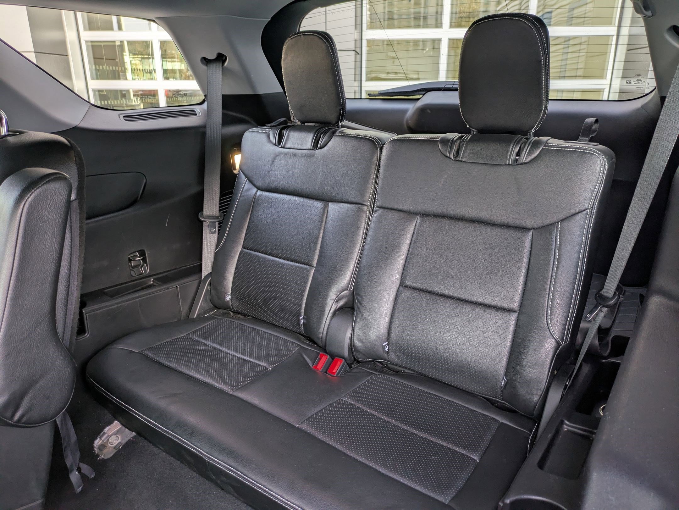 Used 2020 Ford Explorer XLT w/ Comfort Package image 26