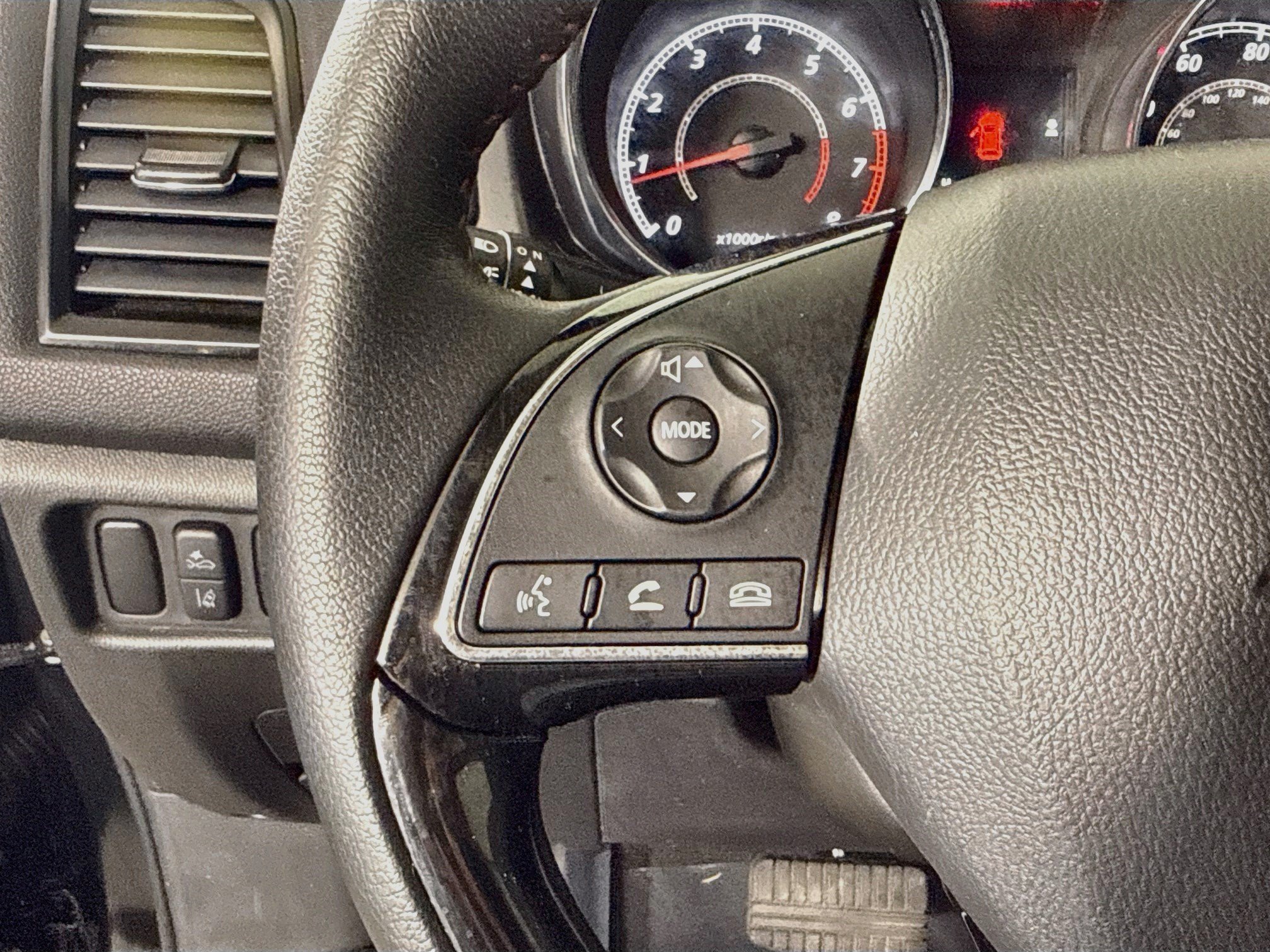 Used 2024 Mitsubishi Outlander Sport LE AWD/4WD image 14