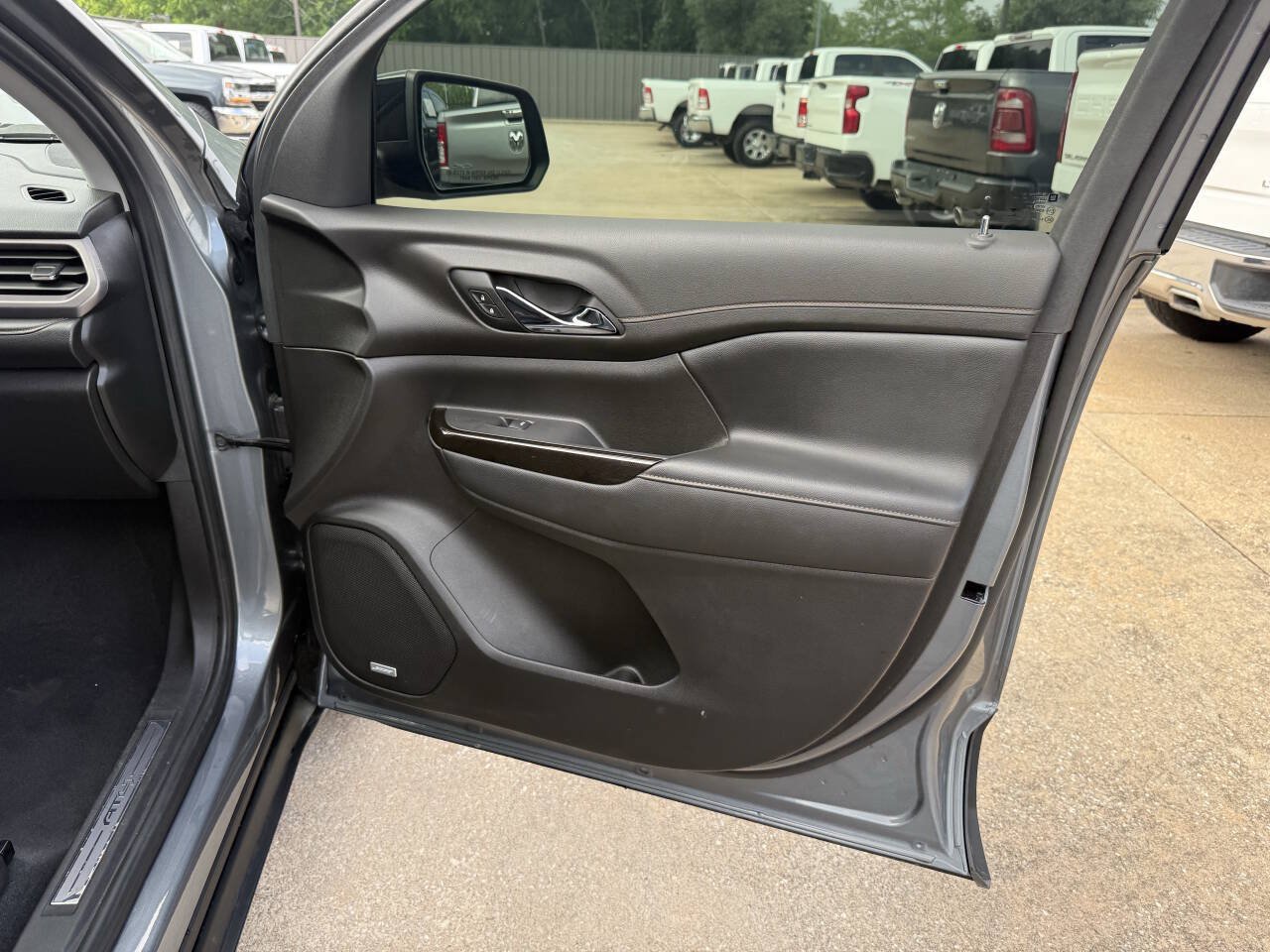 Used 2021 GMC Acadia AT4 AWD/4WD image 11